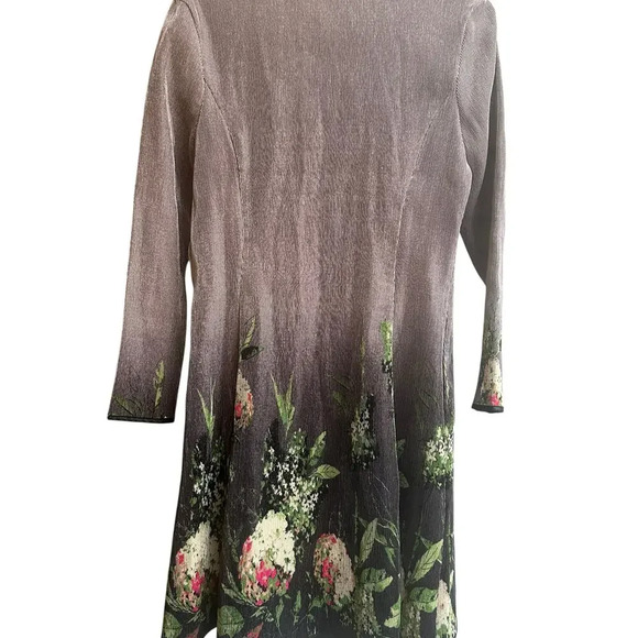 Jerry T Jacket NWOT Sz Meduim Silver Grey Floral Button Front Abstract Design - Picture 5 of 5